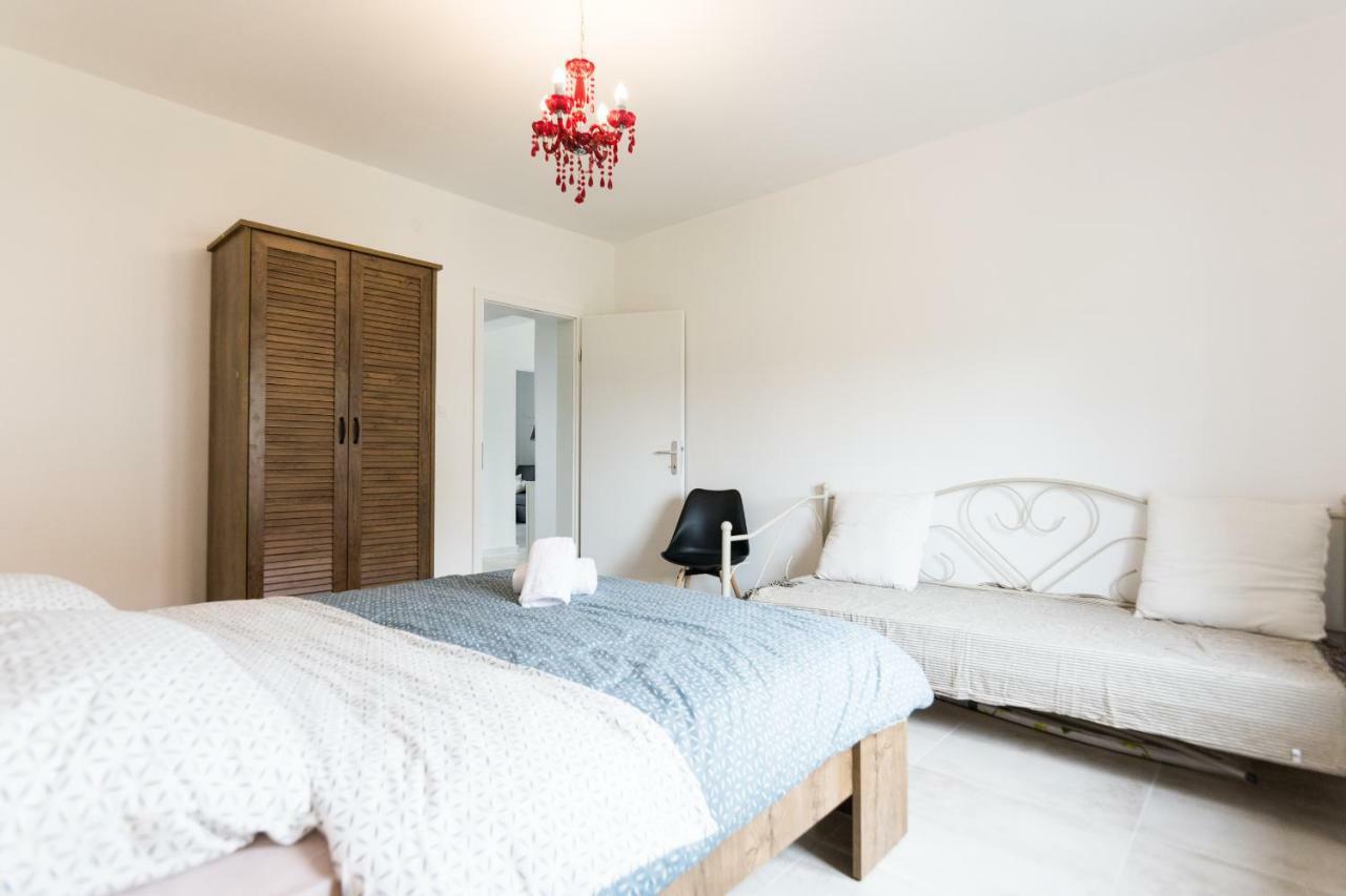 Villa Tara à Sveti Filip i Jakov Extérieur photo